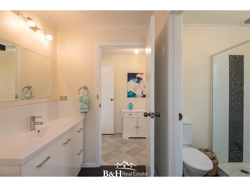 6 Kywong Crescent, West Ulverstone TAS 7315