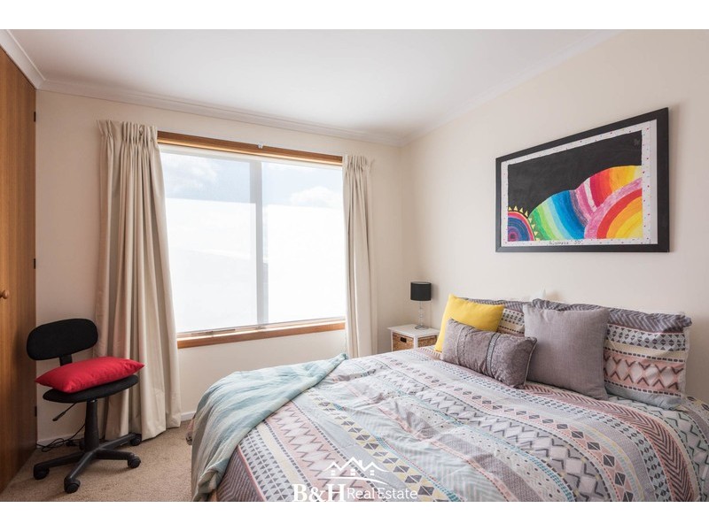 6 Kywong Crescent, West Ulverstone TAS 7315