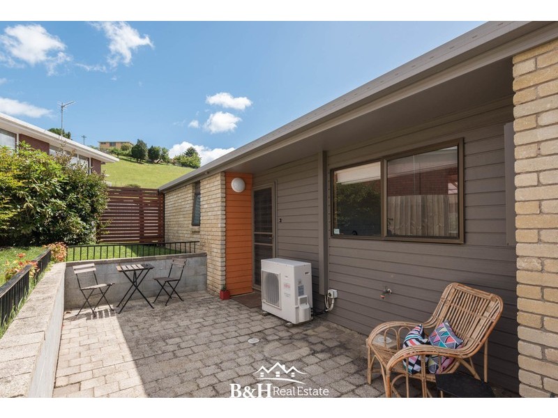 6 Kywong Crescent, West Ulverstone TAS 7315