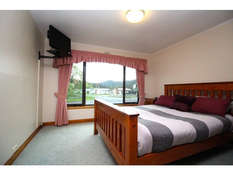 14 Evans Street, Queenstown TAS 7467