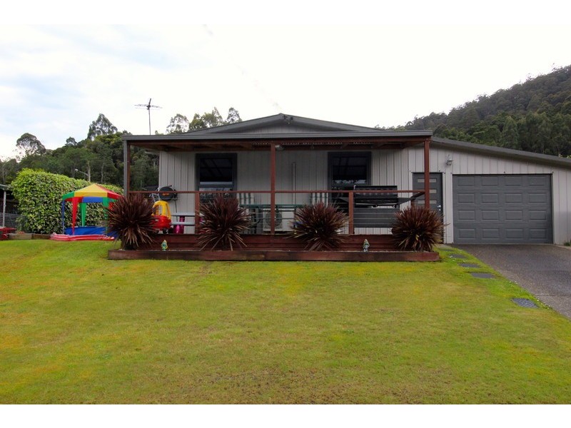3 Beech Drive, Rosebery TAS 7470