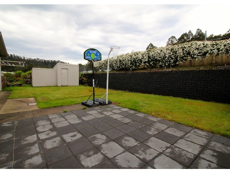 3 Beech Drive, Rosebery TAS 7470