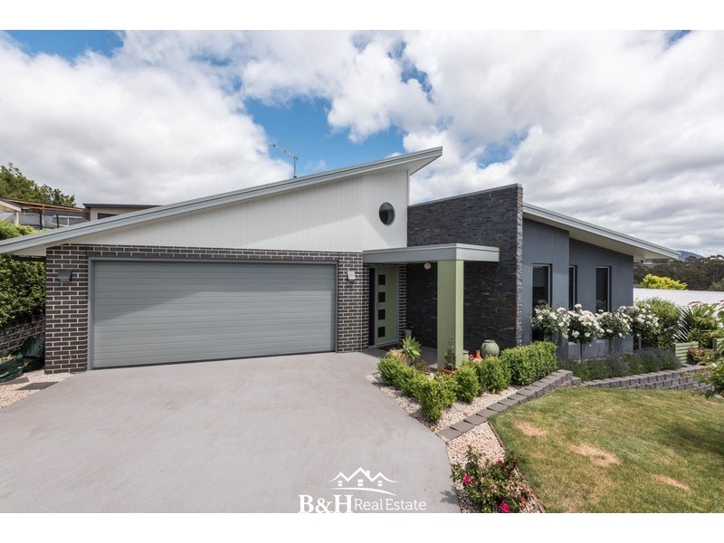 4 Southern Cross Drive, Ulverstone TAS 7315