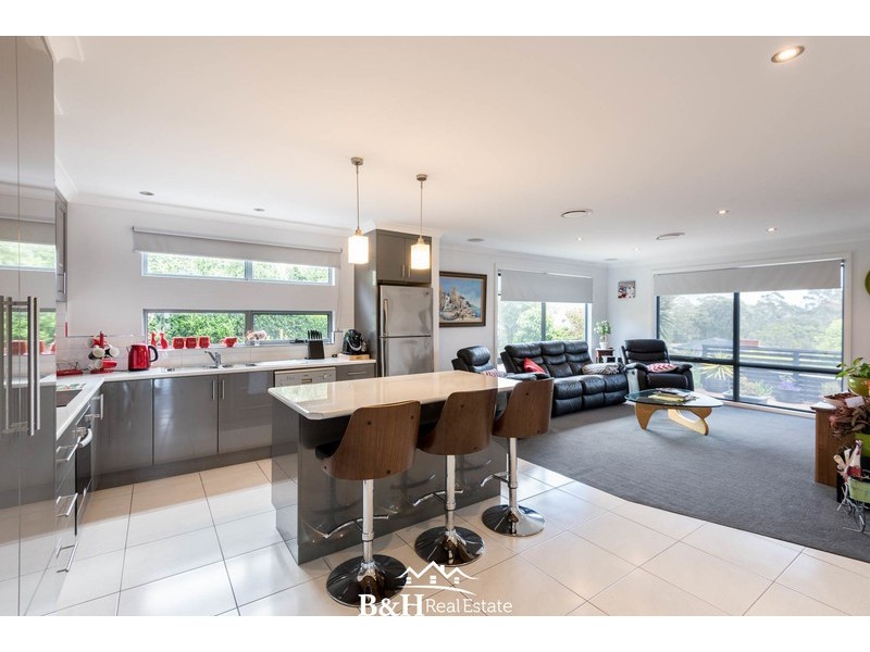 4 Southern Cross Drive, Ulverstone TAS 7315