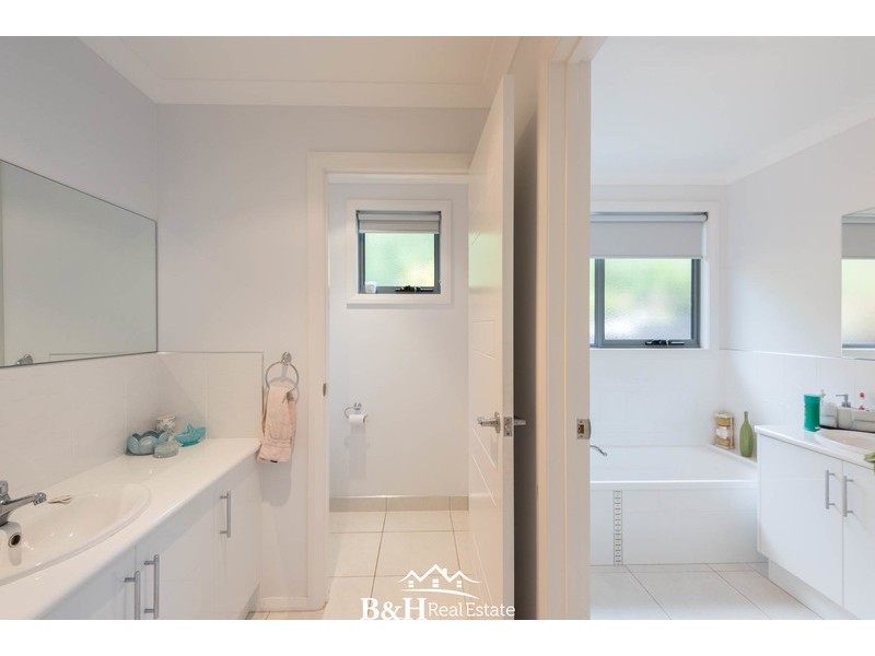 4 Southern Cross Drive, Ulverstone TAS 7315