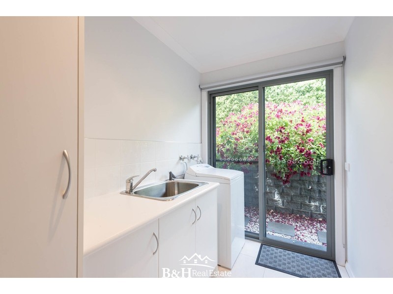 4 Southern Cross Drive, Ulverstone TAS 7315