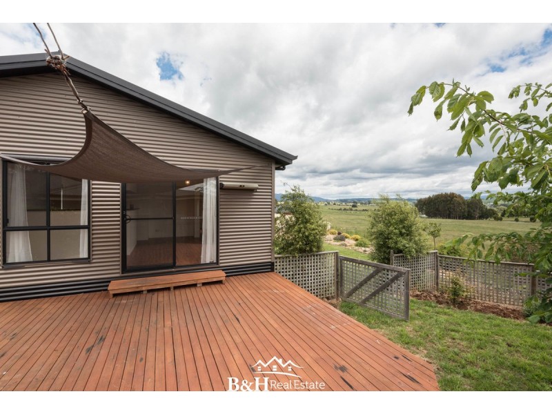 3 Hamilton Court, Sheffield TAS 7306