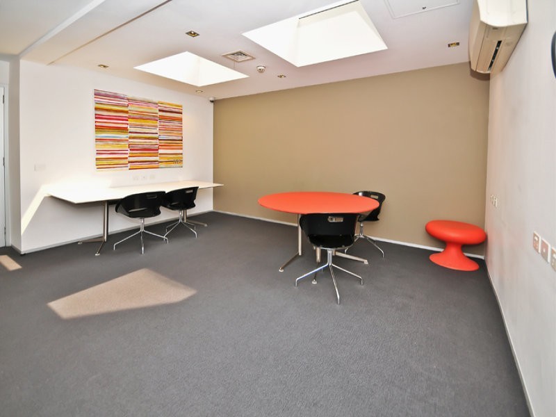 111/139 Bouverie Street, Carlton VIC 3053