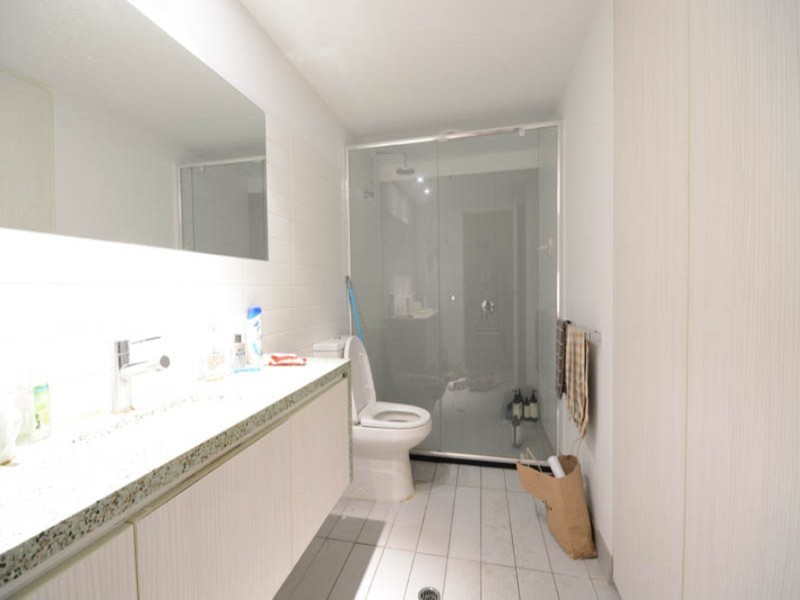 1505/673 La Trobe Street, Docklands VIC 3008