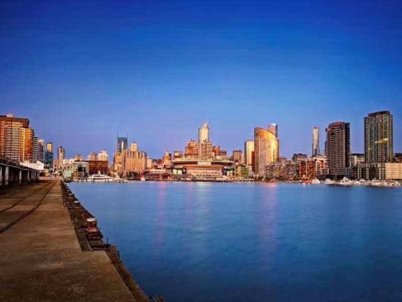 1011/100 Harbour Esplanade, Docklands VIC 3008