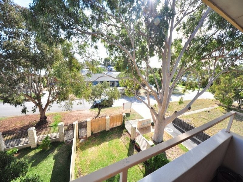 21/161 Holland Street, Fremantle WA 6160