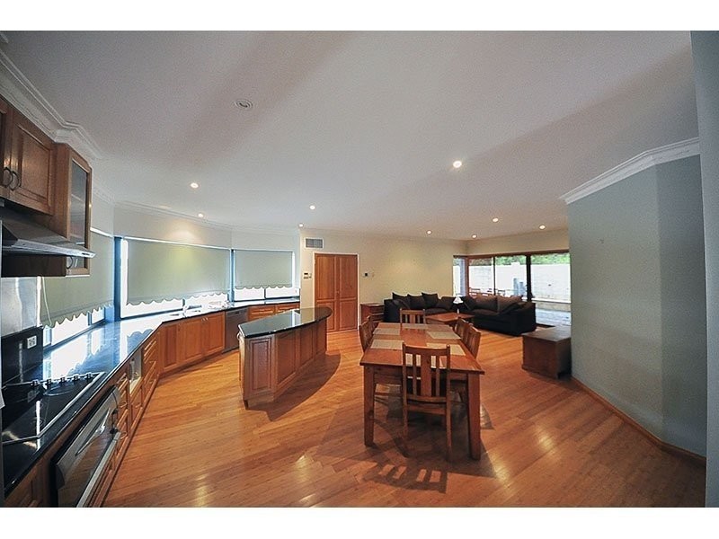 19 Delamare Lane, Beaconsfield WA 6162