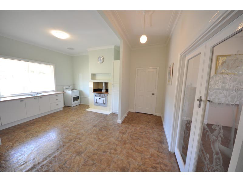 10 Southend Road, Hamilton Hill WA 6163