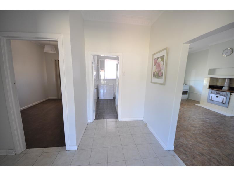 10 Southend Road, Hamilton Hill WA 6163