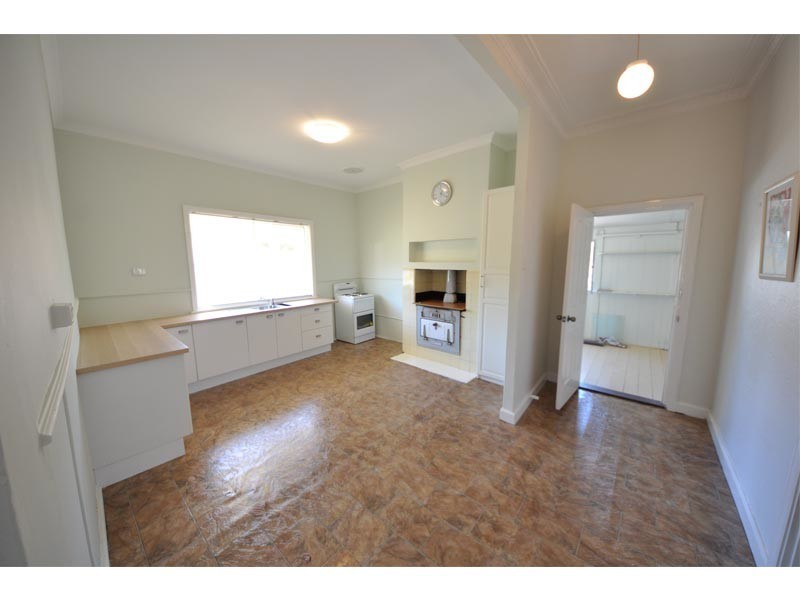 10 Southend Road, Hamilton Hill WA 6163