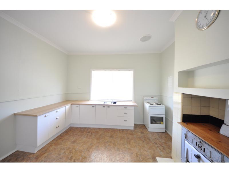 10 Southend Road, Hamilton Hill WA 6163