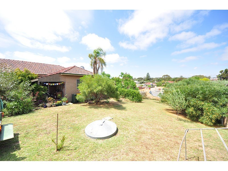 10 Southend Road, Hamilton Hill WA 6163