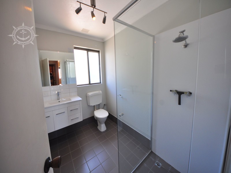 2/10 Stirling Street, Fremantle WA 6160