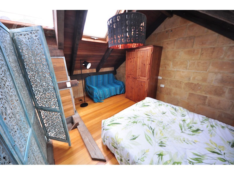 5A Inverlieth Street, Fremantle WA 6160