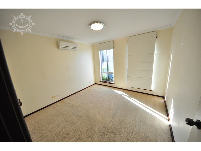 2/35 Watkins Street, White Gum Valley WA 6162