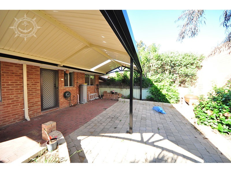 2/35 Watkins Street, White Gum Valley WA 6162