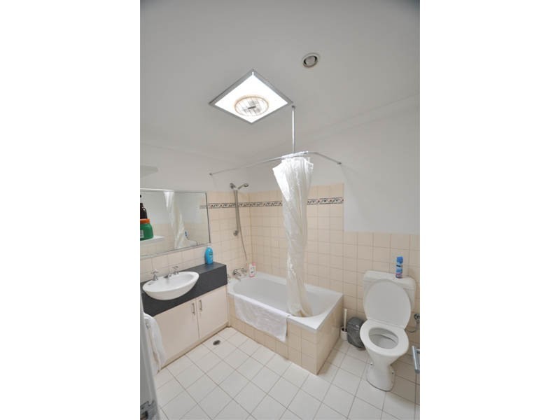 9/13 Cantonment Street, Fremantle WA 6160