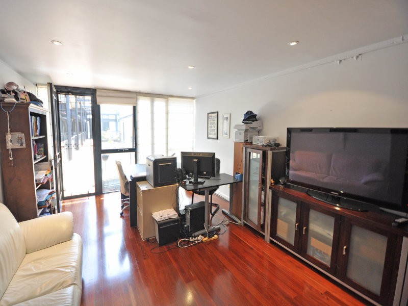 9/13 Cantonment Street, Fremantle WA 6160