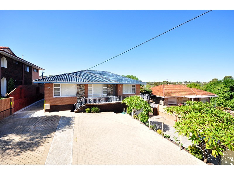 178 South Street, White Gum Valley WA 6162