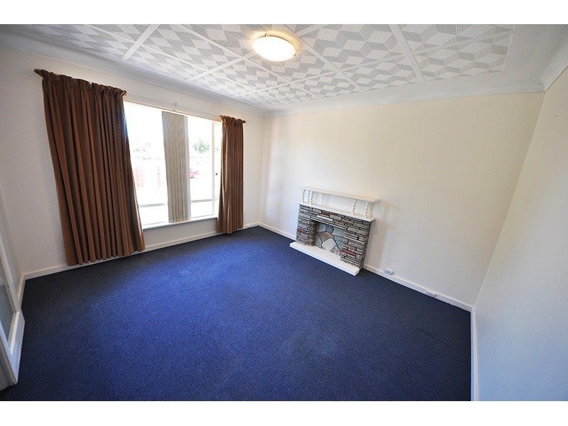 178 South Street, White Gum Valley WA 6162