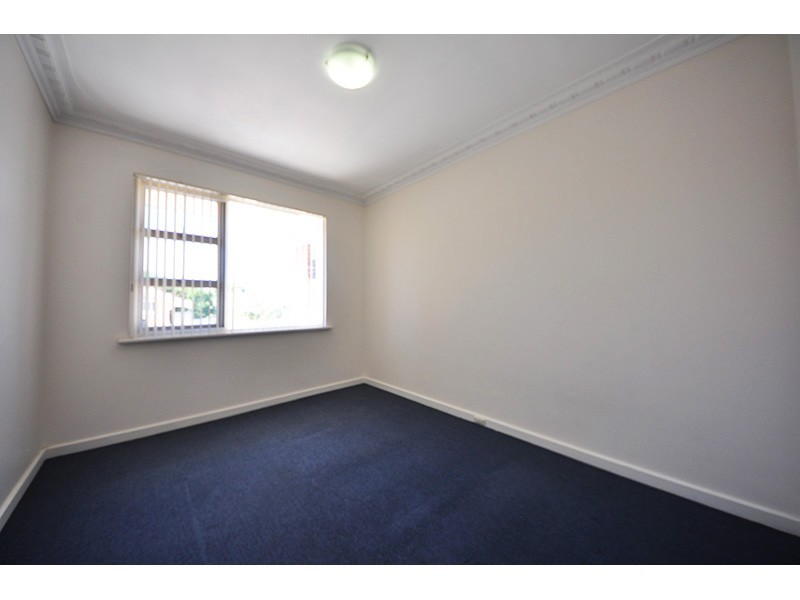 178 South Street, White Gum Valley WA 6162