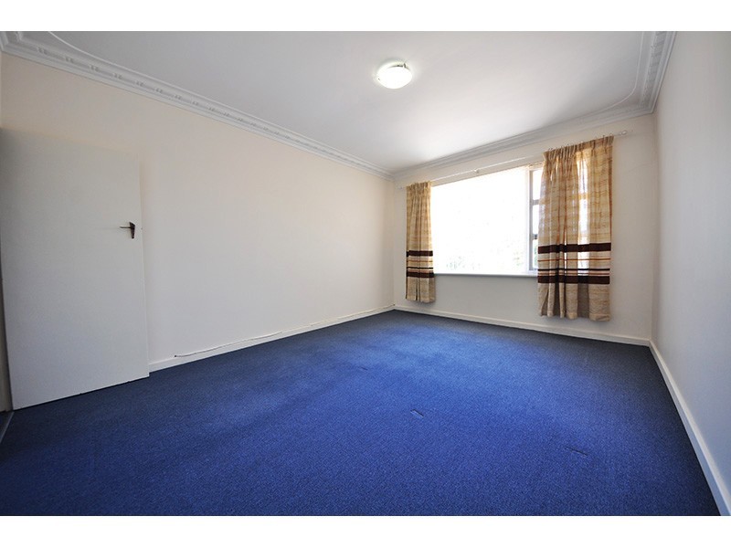 178 South Street, White Gum Valley WA 6162