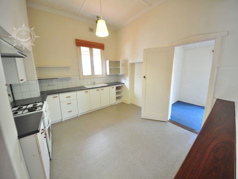 137 Marmion Street, Fremantle WA 6160