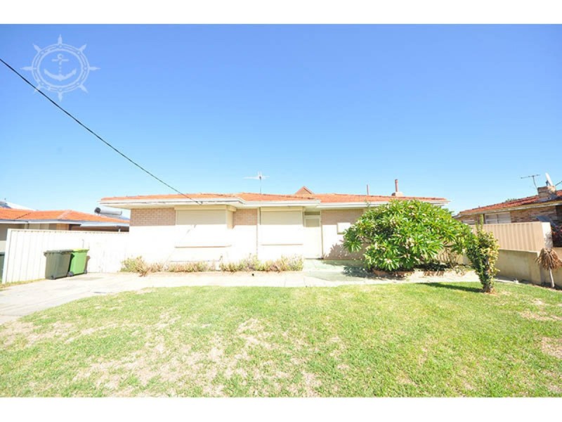 77 Gibson, Beaconsfield WA 6162