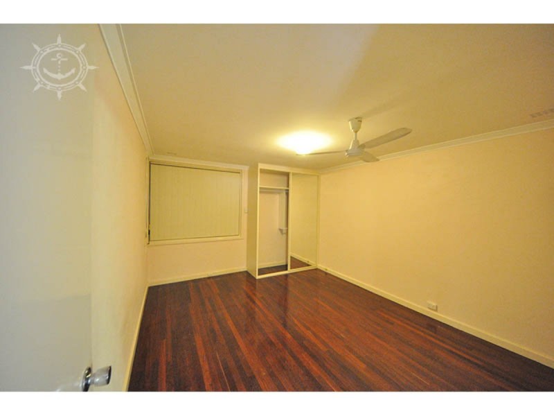 77 Gibson, Beaconsfield WA 6162