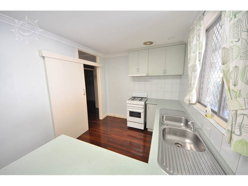 77 Gibson, Beaconsfield WA 6162