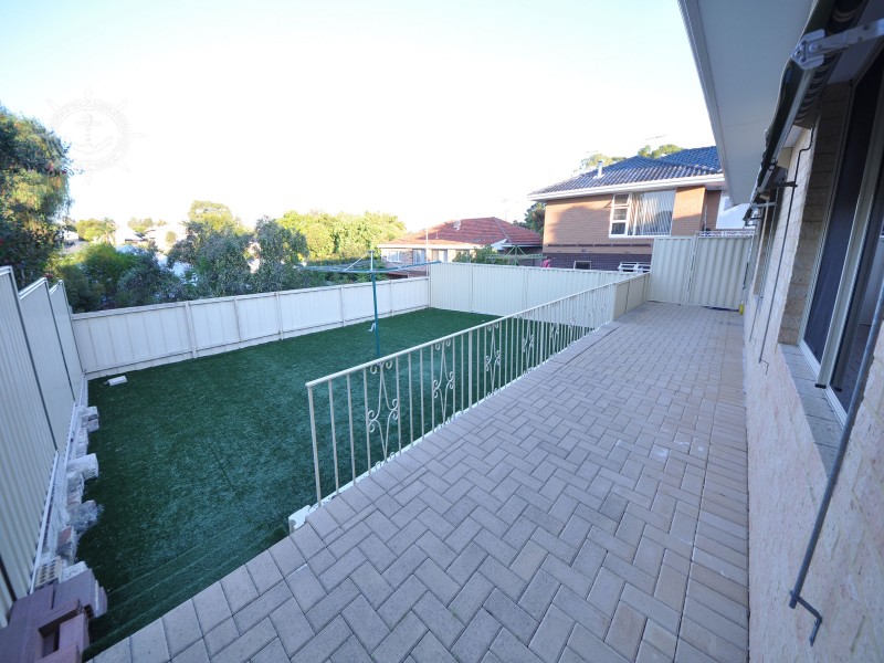 178A South Street, White Gum Valley WA 6162