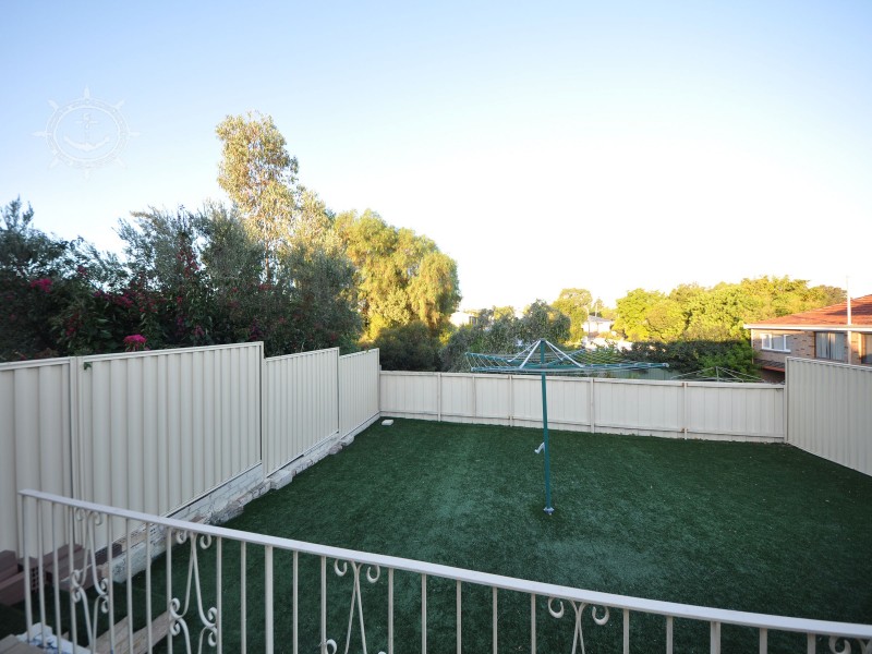 178A South Street, White Gum Valley WA 6162