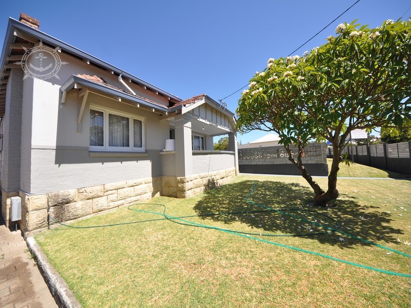 45 Hampton Road, Fremantle WA 6160