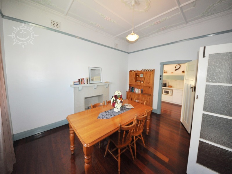 12 Hampton Road, Fremantle WA 6160