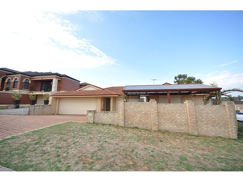 2 Cedron Rise, Coogee WA 6166