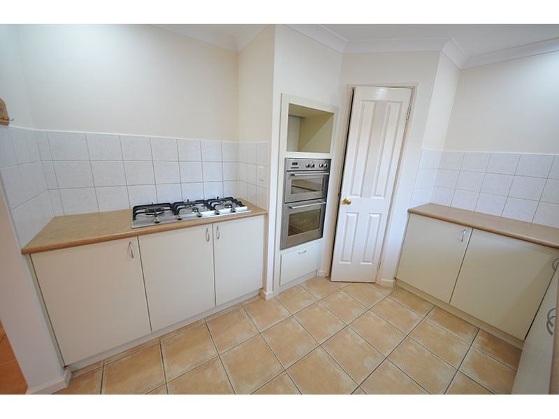 2 Cedron Rise, Coogee WA 6166