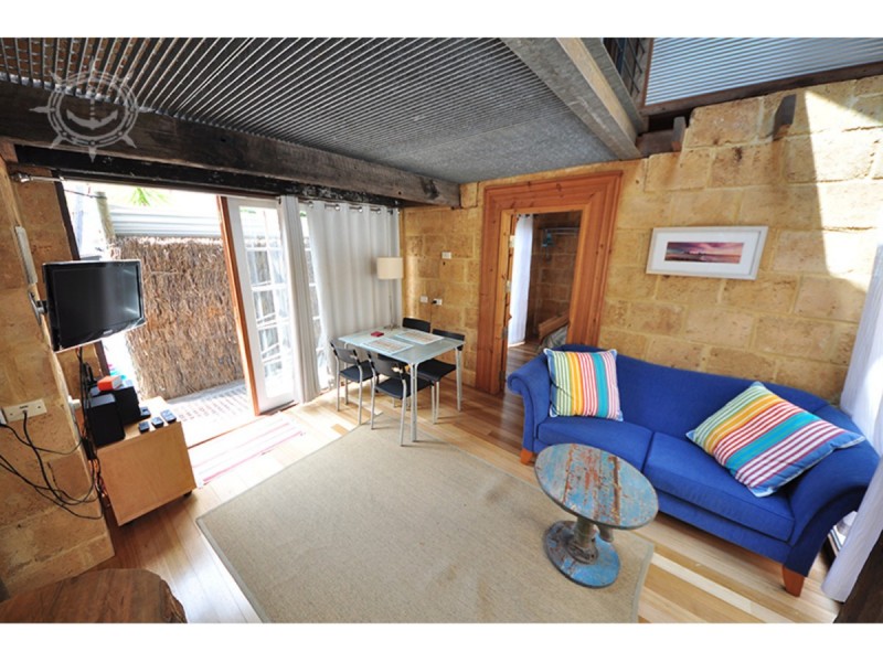 5A Inverlieth Street, South Fremantle WA 6162