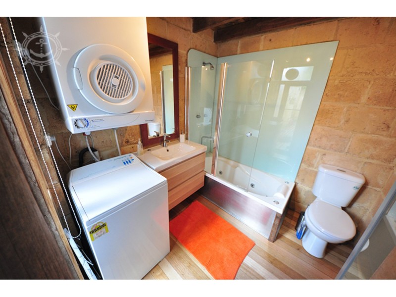 5A Inverlieth Street, South Fremantle WA 6162