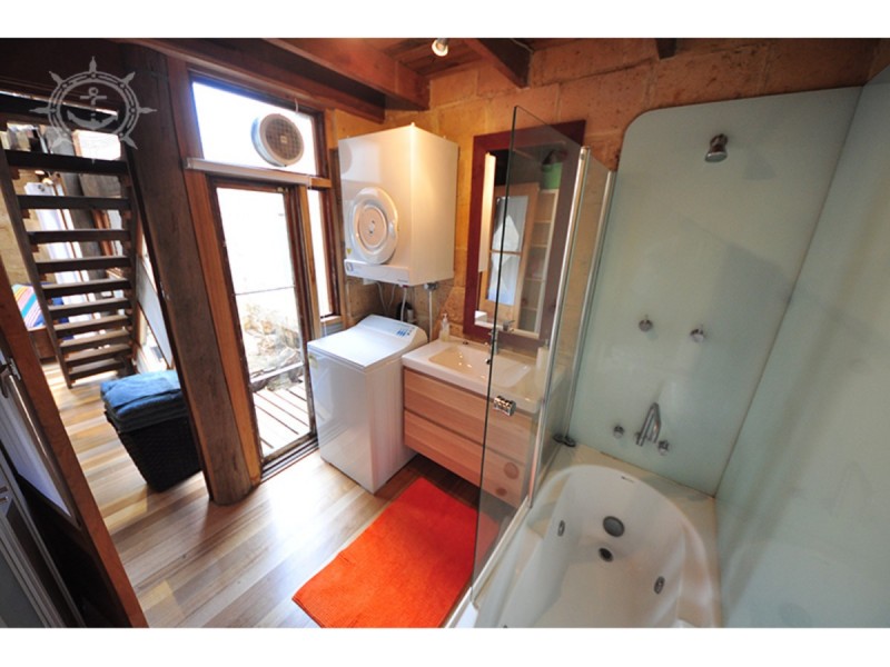 5A Inverlieth Street, South Fremantle WA 6162