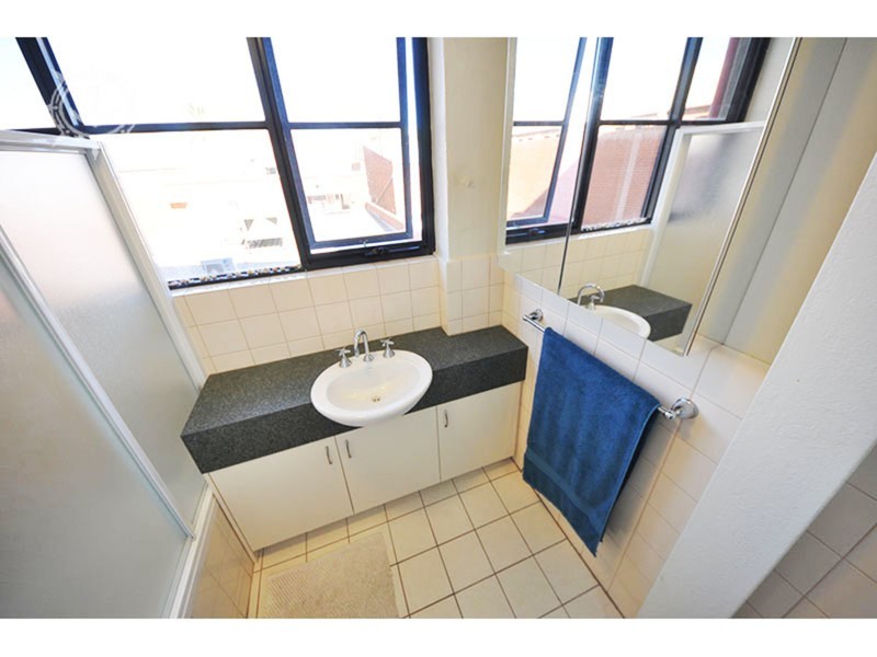 31/13-15 Cantonment Street, Fremantle WA 6160