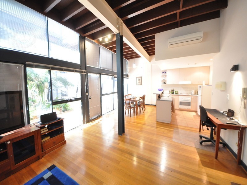 25/13-15 Cantonment Street, Fremantle WA 6160