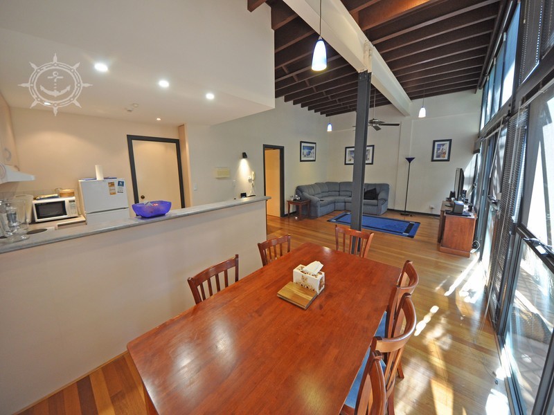 25/13-15 Cantonment Street, Fremantle WA 6160