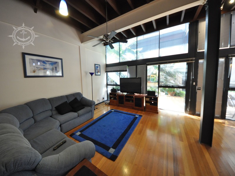 25/13-15 Cantonment Street, Fremantle WA 6160