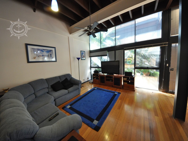 25/13-15 Cantonment Street, Fremantle WA 6160