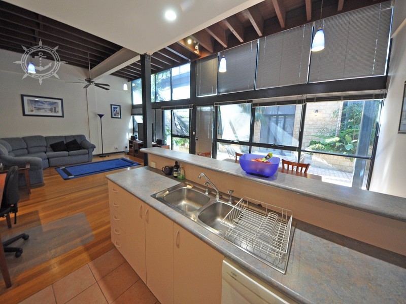 25/13-15 Cantonment Street, Fremantle WA 6160